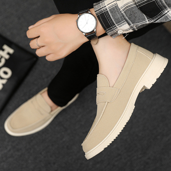 Férfi velúr alacsony profilú cipő, vízálló, 3-5 cm ferde sarok, PU belsőtalp, PVC öntött talp