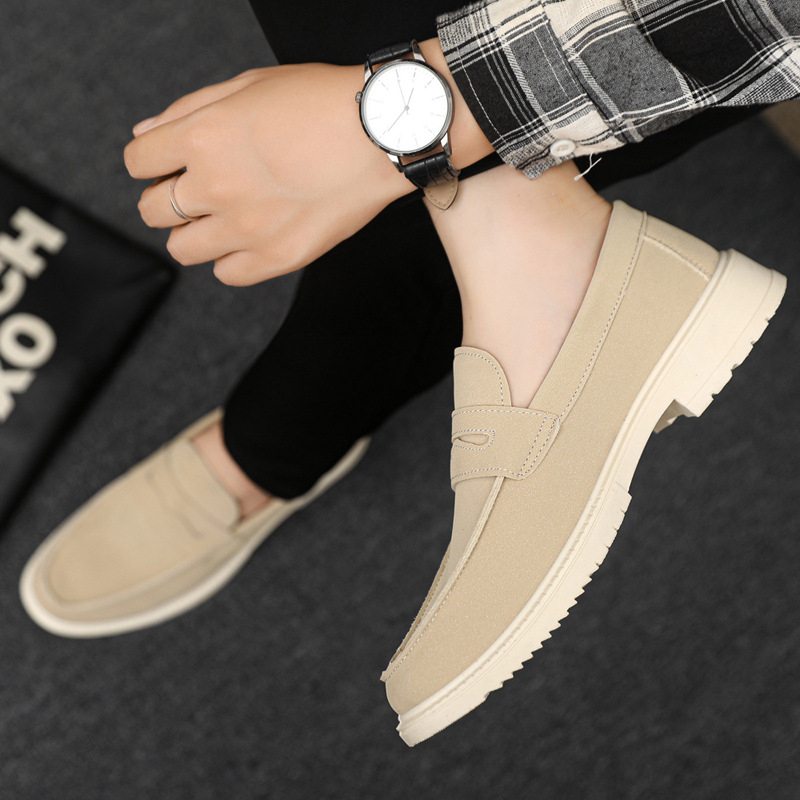 Férfi velúr alacsony profilú cipő, vízálló, 3-5 cm ferde sarok, PU belsőtalp, PVC öntött talp