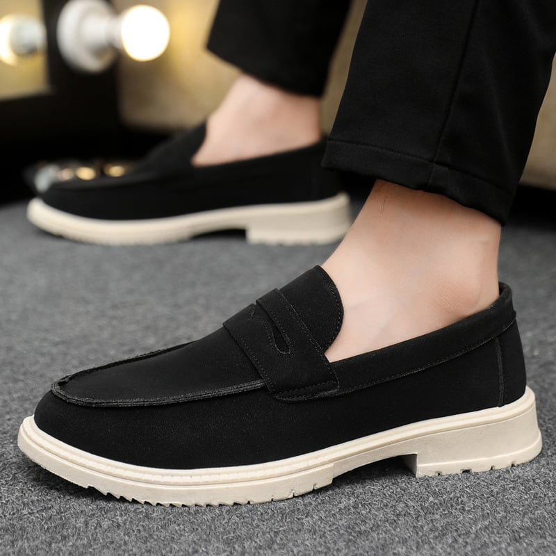 Férfi velúr alacsony profilú cipő, vízálló, 3-5 cm ferde sarok, PU belsőtalp, PVC öntött talp