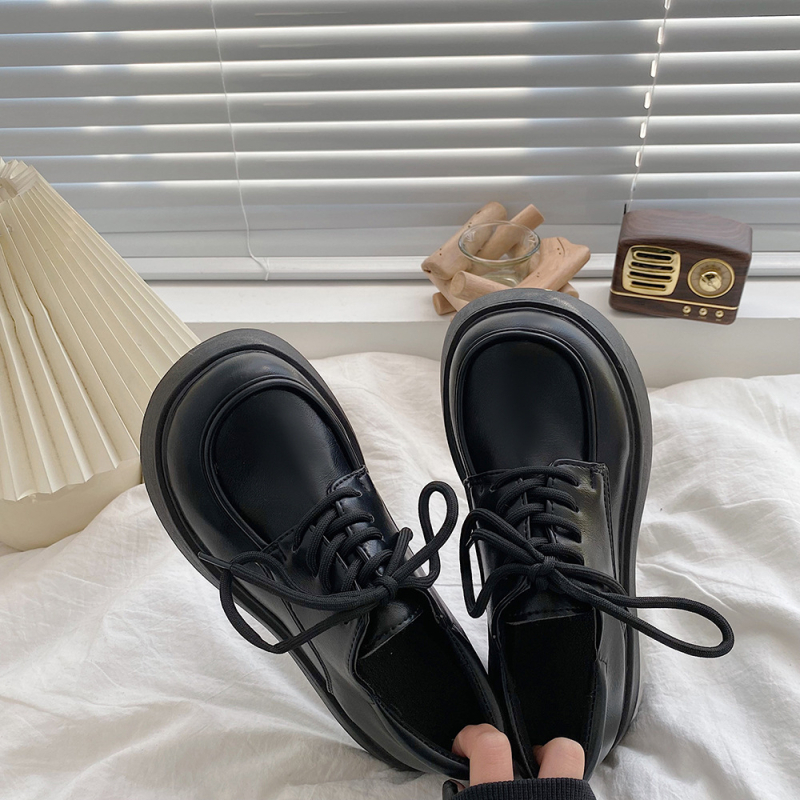 Női loaferek kerek orrú, PU felsőrész, 3–6 cm vastag sarok, egyszerű stílus