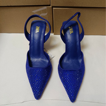 Ženske visoke potpetice s oštrim vrhom i tankim potpeticama | gornji materijal: super fiber | visina potpetice: 6–8 cm | oblik potpetice: tanki | đon: guma