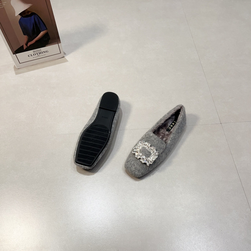 Ženske ploske cipele s kvadratnim nosom, plišasti gornji dio i podstava, slip-on, niski ravni potplat, gumena potplata