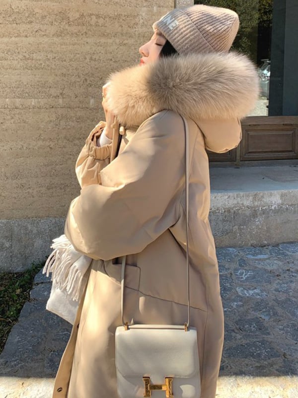 Дамско пухено яке с гъши пух, ацетатна тъкан, дебело, яка от лисича козина (сваляща се), пух 301–350 g