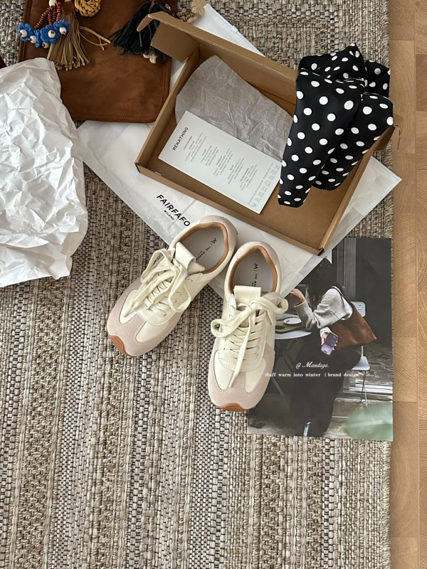 Ženske ravne cipele od mikrovlakana, gumena potplata, okrugli vrh, niski potpetica, slip-on