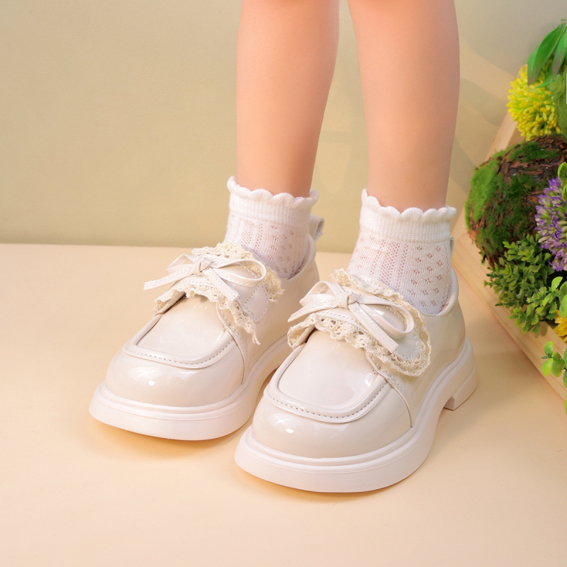 Gyerekeknek szóló PU bőrből készült loaferek Velcro-zárással, pu felső és bélés, PU talpbetét, műanyag talp, 2025 tavasz