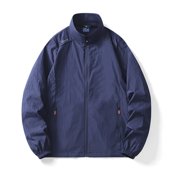 Férfi nyári napvédő kabát, nylon külső réteg, cipzáras zsebek, laza szabás, kapucni nélkül