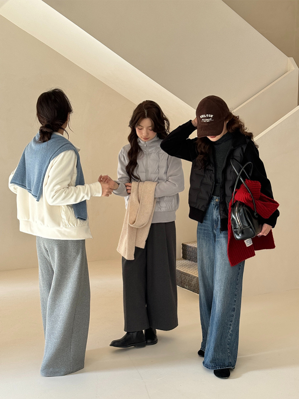 Дамско пухено яке с поларена материя, цип, стоящ яка, пълнеж от патешки пух 85–90%, дебело, дълги ръкави