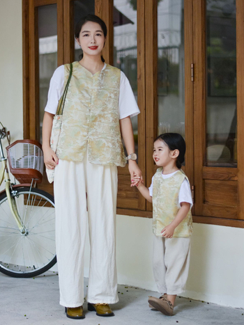 Παιδικό γιλέκο σε νέο κινεζικό στυλ με αντίγραφο Song brocade και κουμπωτό σχέδιο, για ηλικίες 3–8 ετών.