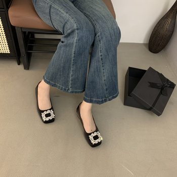 Mary Jane cipele s satenskim gornjim dijelom, kvadratni vrh, 3-5 cm peta, slip-on