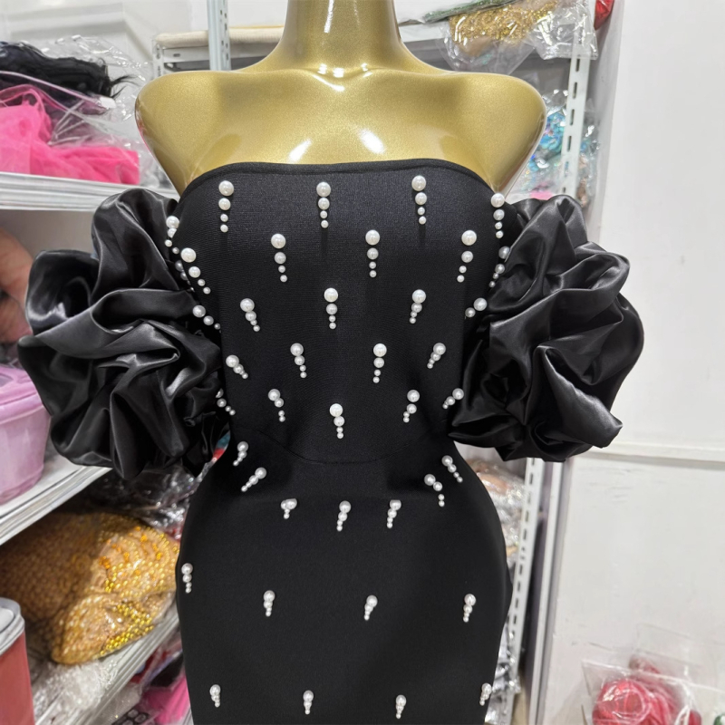 Rochie lungă din poliester, fără mâneci, decolteu în V, stil elegant, croială dintr-o singură piesă