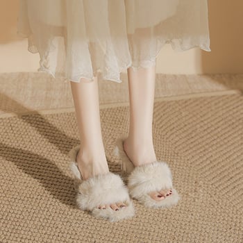 Pantofi cu toc înalt, vârf pătrat, partea superioară din blană de iepure, toc gros peste 8 cm, căptușeală din blană artificială