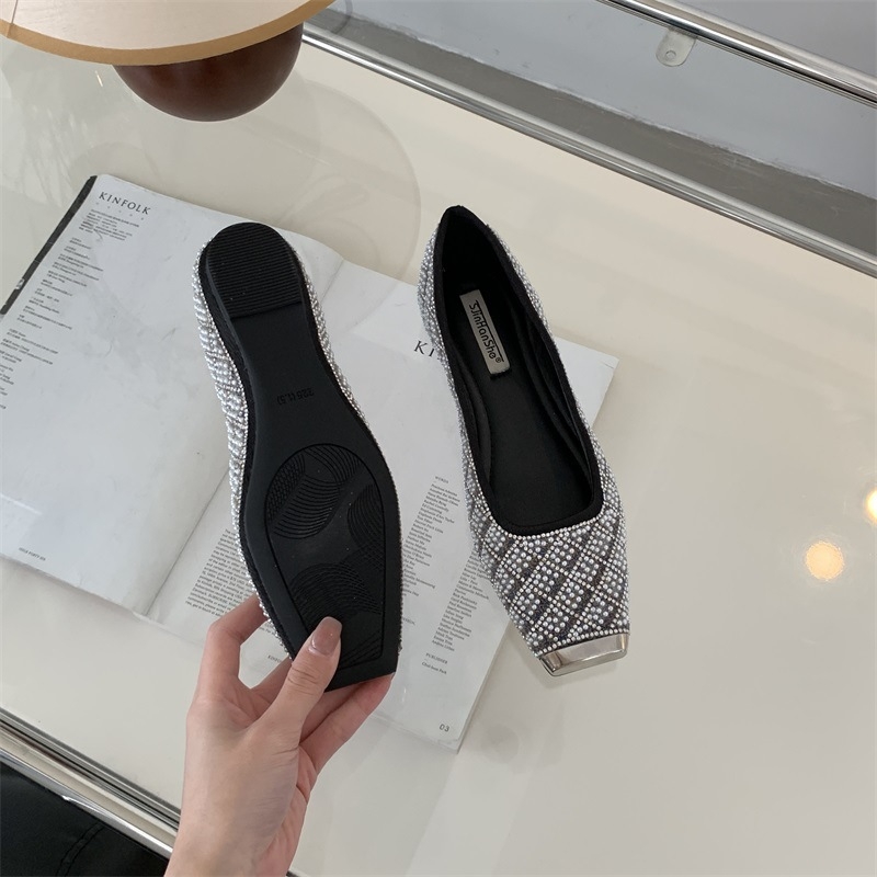 Pantofi Mary Jane cu vârf pătrat, fără șireturi, talpă din cauciuc, partea superioară din piele sintetică, toc mic