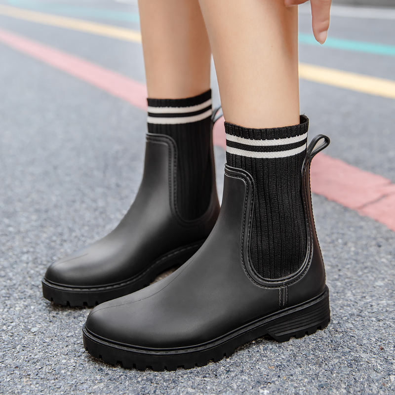 Női esőcsizmák PVC felsőrésszel, középhosszú, vízálló, csúszásmentes, kopásálló