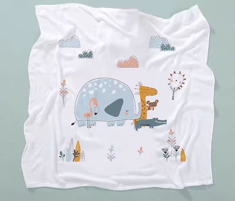 Бебешка кърпа за баня от бамбук памук-марля, двойнослойна, с карикатурен принт, тегло 200–300 г, прежда 40, персонализируема