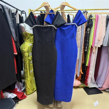Dugačka bodycon haljina s kristalima, kvadratni izrez, kratki rukavi, poliester