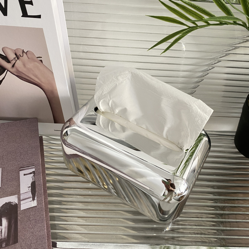 Elektroplatinirana kutija za maramice — plastična konstrukcija, moderni minimalistički stil, višenamjenska, pogodna za auto, dnevnu sobu i kupaonicu