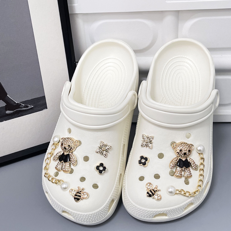 3D PVC virág cipő dekoráció Crocs-stílusú lábbelikhez | Modell AW0101 | Forma: divatos cipővirág | Anyag: PVC | Szezonok: Nyár, Tél, Tavasz, Ősz | Stil: édes akadémikus