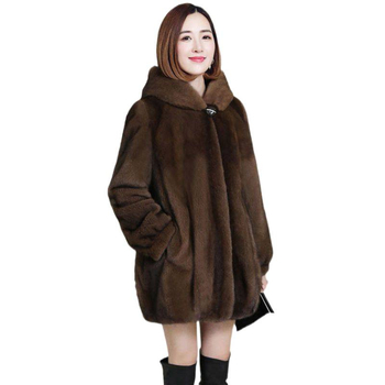 Női Mink Chenille kabát kapucnival — laza szabás, középhosszú, cipzár