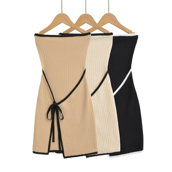 Jacquard kötött mini ruha, csőtop stílus, magas derekú, rövid fazon, színben illeszkedő mintázat