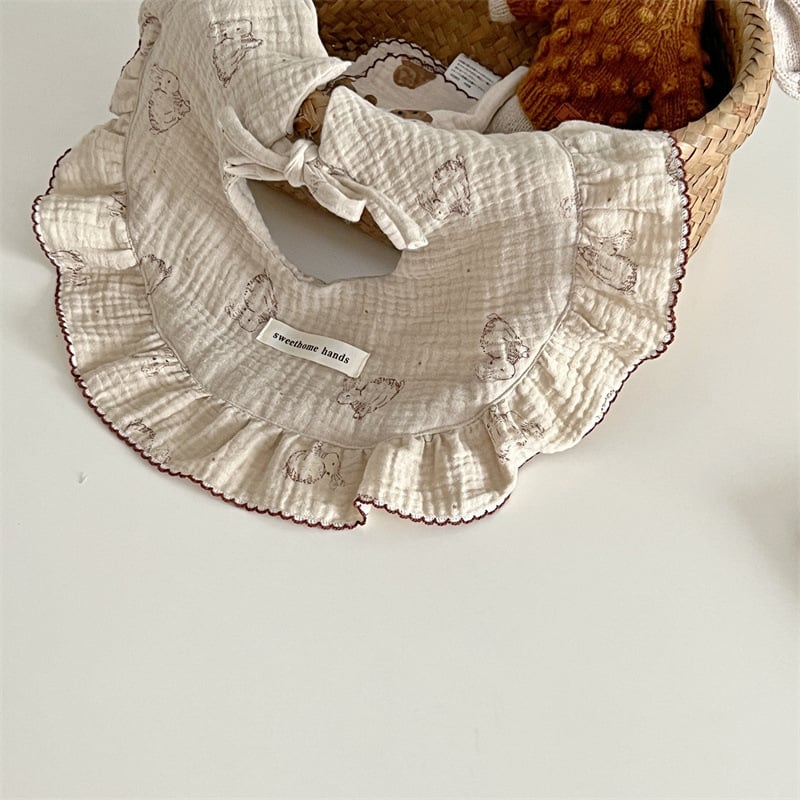 Бебешки лигавник от марля в корейски стил с флорални мотиви, печат, прежда 40, тегло 100–120 г, за бебета