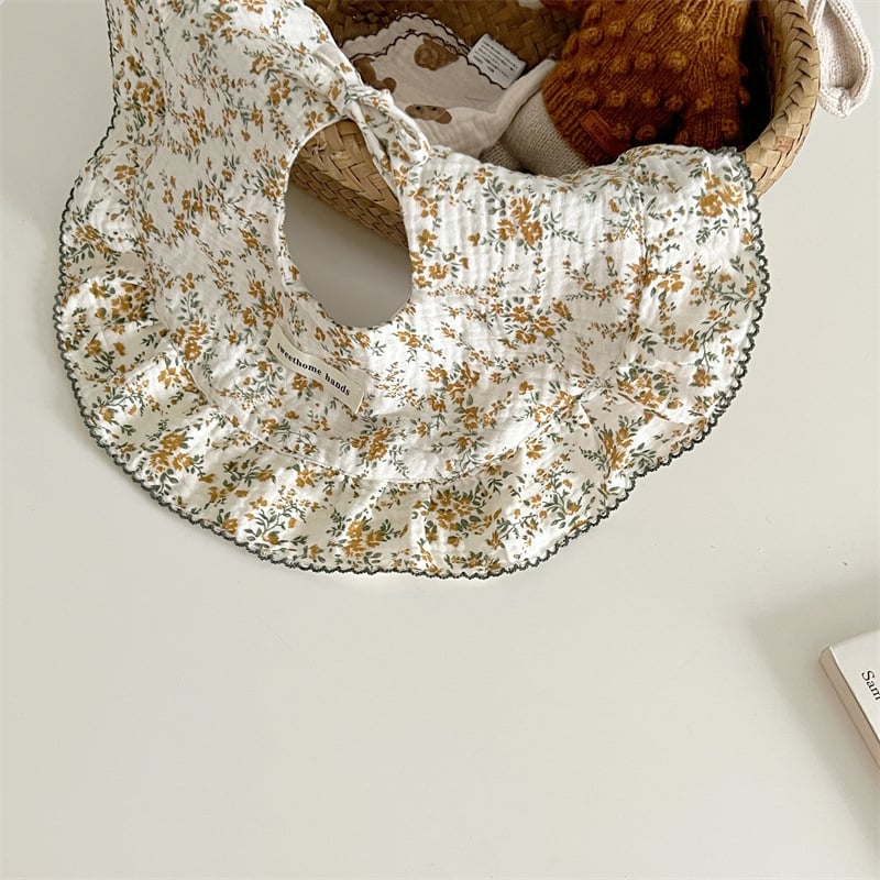 Бебешки лигавник от марля в корейски стил с флорални мотиви, печат, прежда 40, тегло 100–120 г, за бебета