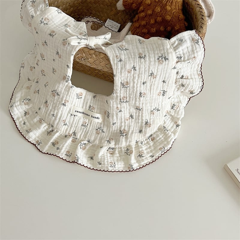 Бебешки лигавник от марля в корейски стил с флорални мотиви, печат, прежда 40, тегло 100–120 г, за бебета