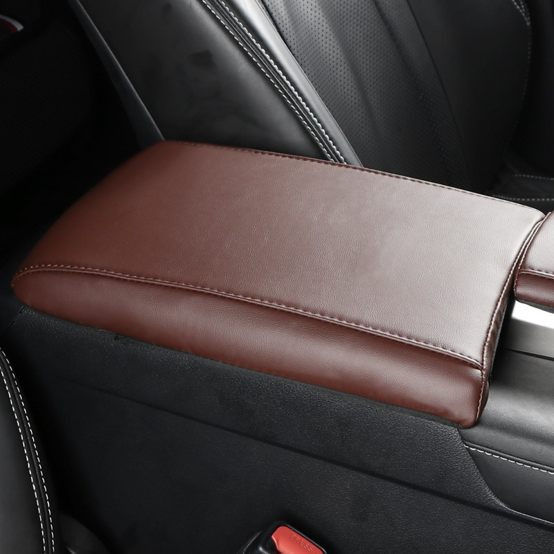 Capac pentru cotieră Lexus NX300h de la Malte – compatibil NX300h, cu asistență la montaj