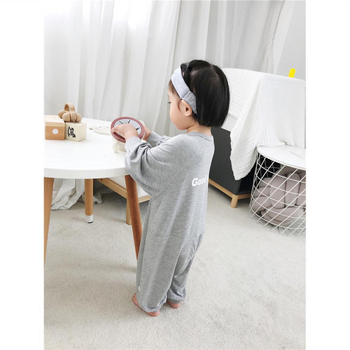 Бебешки пижами, едно парче спално облекло от модалова тъкан, тънък летен стил, спално гнездо с Anti-Kick Quilt, модерен минимализъм