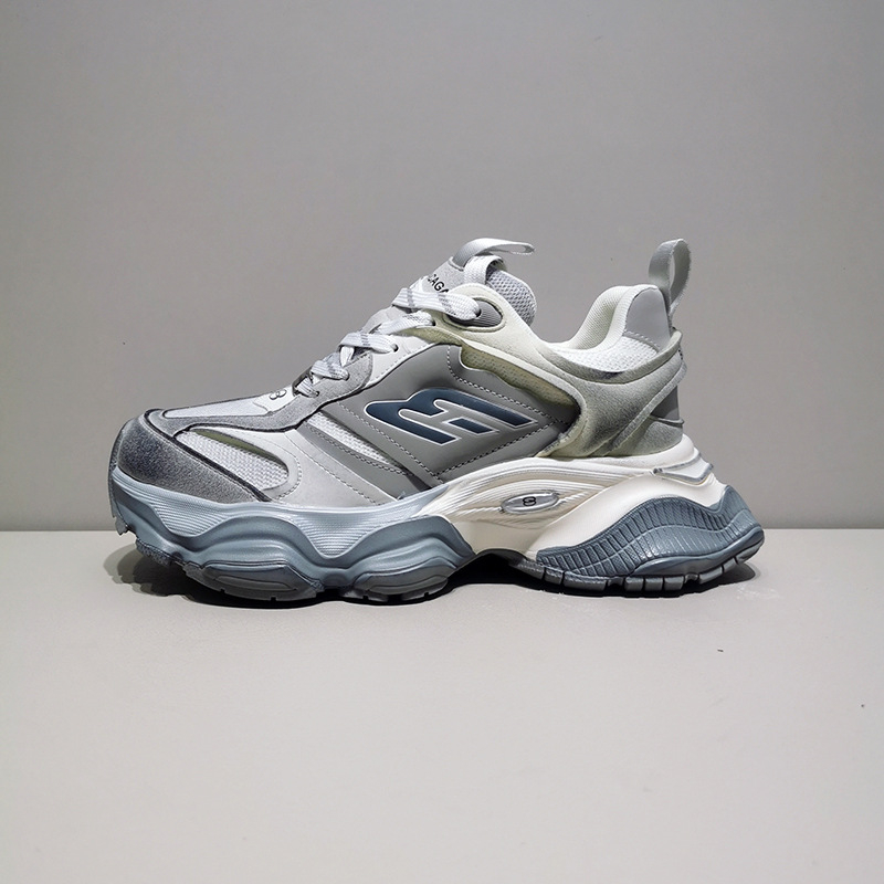 Muške tenisice Dad Shoes s prozračnim mrežastim gornjim dijelom, debelom podstavom, ulošak od prirodne kože, anti-slip i otporne na habanje EVA/TPU potplat.