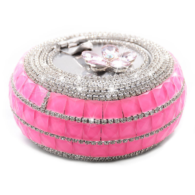 Преносим пепелник с капак, инкрустирани диаманти; метал, модерен стил, лукс; произход Zhejiang