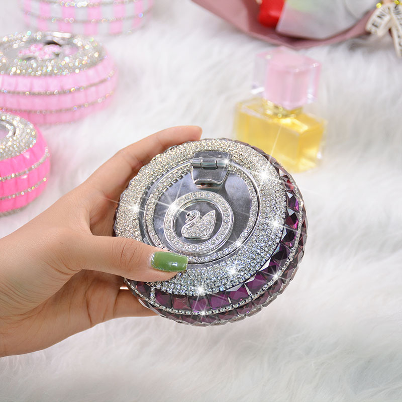 Преносим пепелник с капак, инкрустирани диаманти; метал, модерен стил, лукс; произход Zhejiang