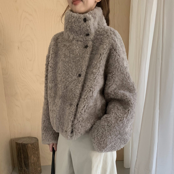 Ženski kaput od vune i nubuka, stojeći ovratnik, dugi rukavi, normalna duljina, elegantan svakodnevni stil