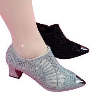 Sandale de damă la modă, din piele, vârf ascuțit, toc gros 3-5 cm