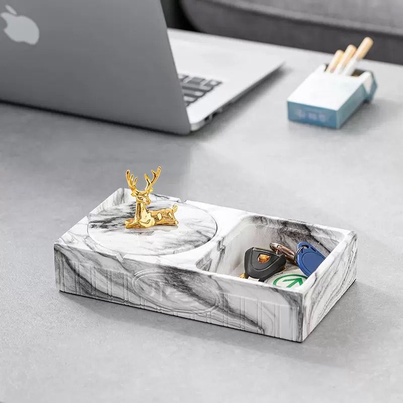 Пепелник от PET, с ключодържател, повторно използваем, квадратен минималистичен дизайн за дома