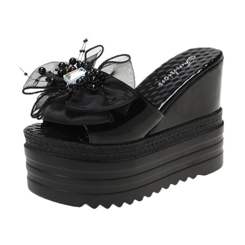 Női szandál klín sarkú, ultra magas sarok (>8 cm), PU felsőrész, gumitalp, thong pánttal