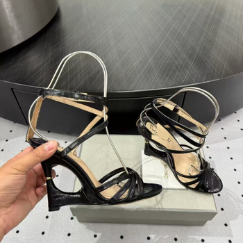 Γυναικείες δερμάτινες σανδάλια με λουρί και αγκράφα, λεπτό τακούνι στιλέτο πάνω από 8 cm, εσωτερικά από μαλλί προβάτου, εξωτερικά από γνήσιο δέρμα, στρογγυλή μύτη