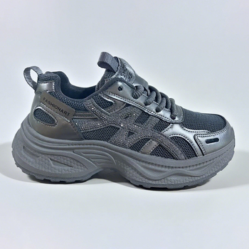 Ženske patike tip dad shoes - gornji dio od super vlakna, EVA potplat s injekcijskim oblikovanjem, peta 3–5 cm, vezanje na šnuru