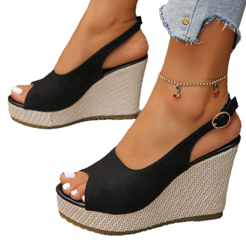 Σε απόθεμα Ρωμαϊκά σανδάλια με δάχτυλο σε σχήμα ψαριού, με κεκλιμένο υψηλό τακούνι και σόλα από καουτσούκ 9,9 cm