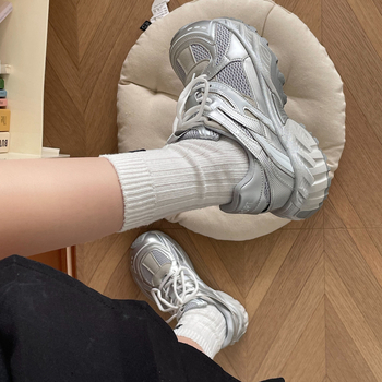 Pantofi sport din plasă pentru femei, cu parte superioară PU, închidere cu șiret în față, talpă din cauciuc, talpă groasă 3–5 cm, rezistenți la abraziune