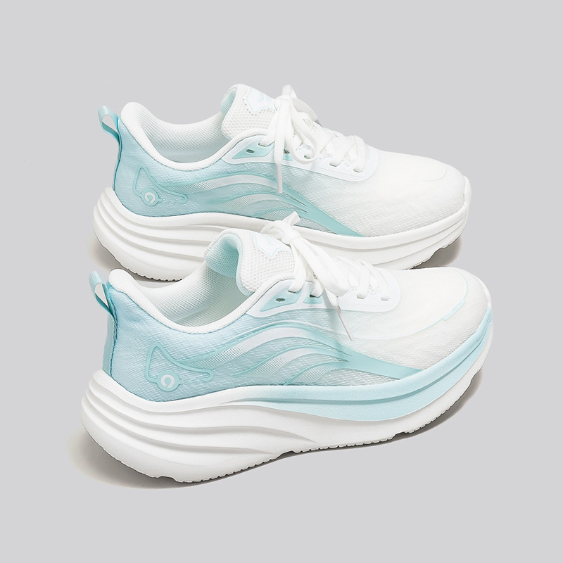 Γυναικεία υπερ-ελαφρά αναπνεύσιμα αθλητικά παπούτσια για τρέξιμο με επάνω μέρος από πλέγμα, κορδόνια εμπρός, στρογγυλή μύτη, επίπεδη σόλα – καθημερινό casual στυλ