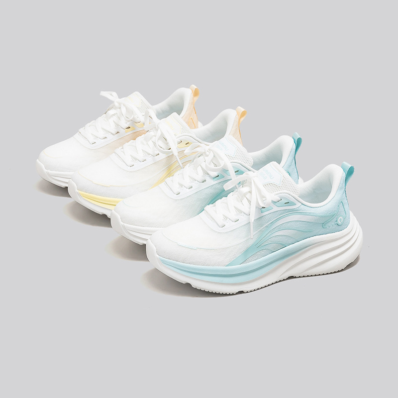 Γυναικεία υπερ-ελαφρά αναπνεύσιμα αθλητικά παπούτσια για τρέξιμο με επάνω μέρος από πλέγμα, κορδόνια εμπρός, στρογγυλή μύτη, επίπεδη σόλα – καθημερινό casual στυλ