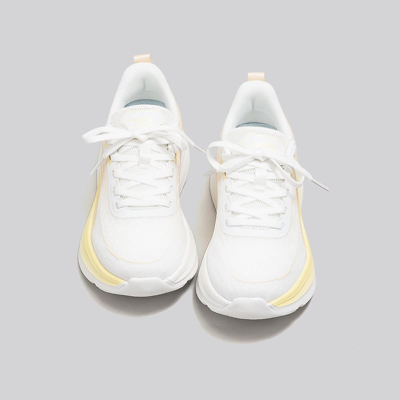 Γυναικεία υπερ-ελαφρά αναπνεύσιμα αθλητικά παπούτσια για τρέξιμο με επάνω μέρος από πλέγμα, κορδόνια εμπρός, στρογγυλή μύτη, επίπεδη σόλα – καθημερινό casual στυλ