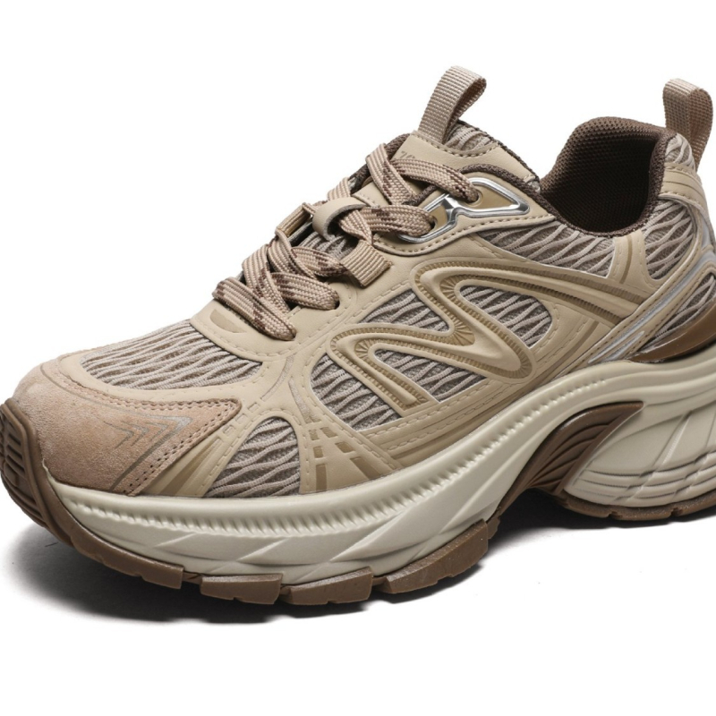 Ženski dad sneakers od prave kože, visina potplata 3–5 cm za povećanje visine, prozračna mrežasta unutrašnjost, gumeni potplat