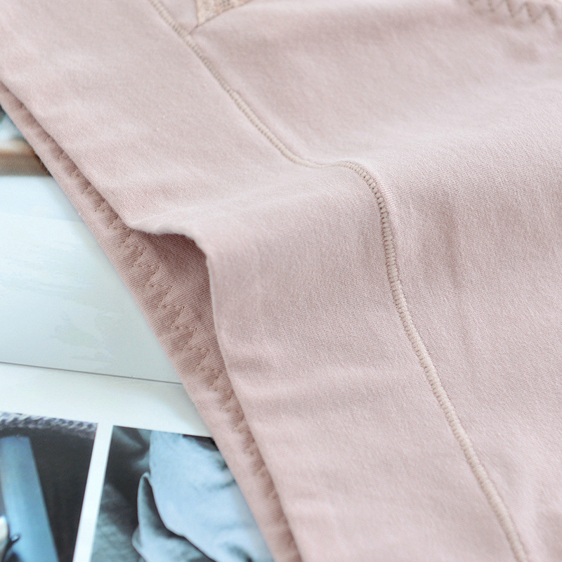 Lenjerie intimă de damă din bumbac, talie înaltă — respirabilă, modelare a corpului; material principal: 95–100% bumbac; căptușeală croi 100% bumbac