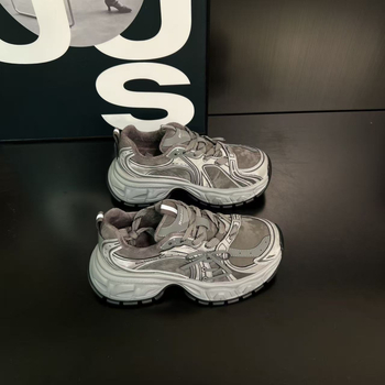 Női Velcro platformos sportcipő – alacsony felső rész, belső plüss bélés, mindennapi viseletre, melegen tart