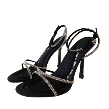 Sandale cu bretea simplă – PU upper, vârf în formă de migdală, toc pană, talpă din cauciuc