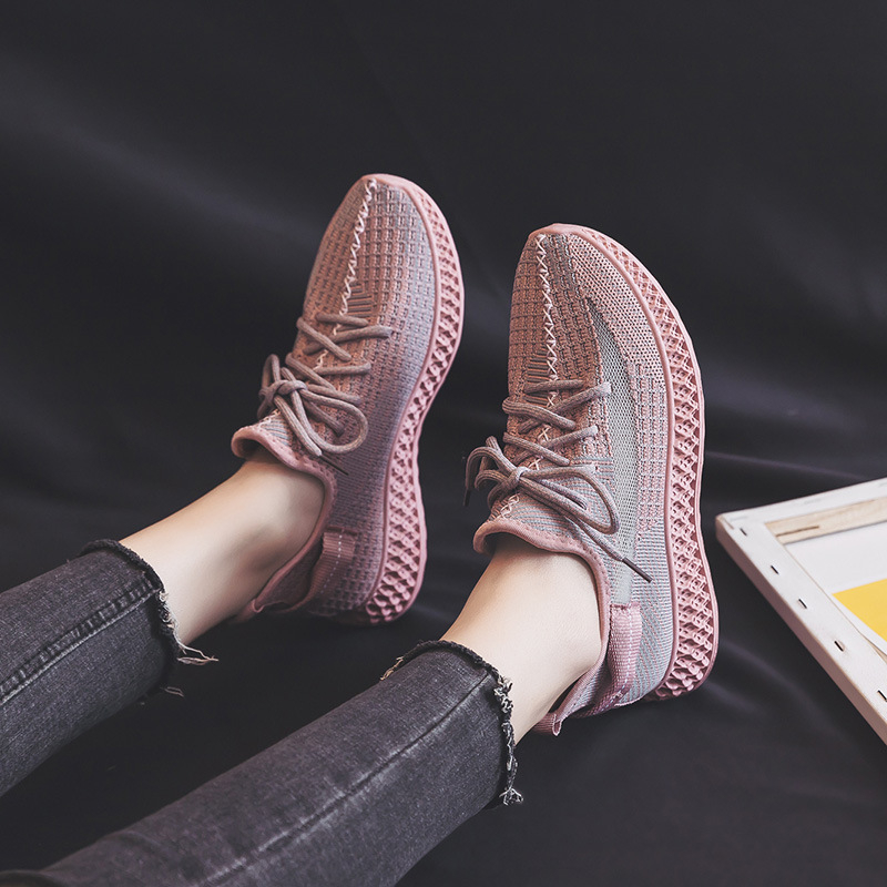 Női hálós sportcipő, gumírozott talppal, EVA talpbetéttel, 3–5 cm sarok, kerek orr