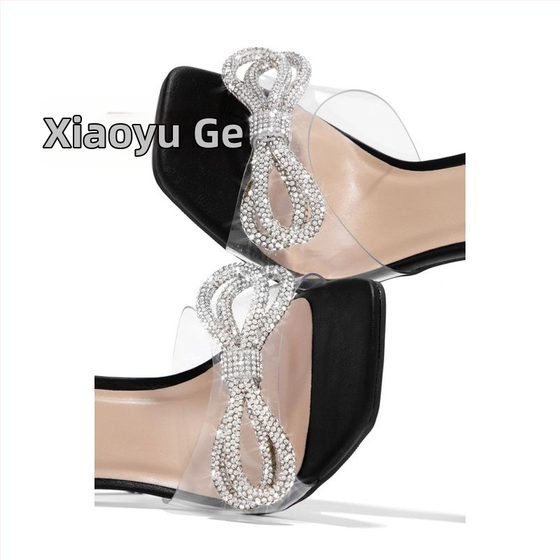 Női rhinestone masnis magassarkú szandál, PVC felső rész, négyszögletes orr, gumi talp, nyár 2022