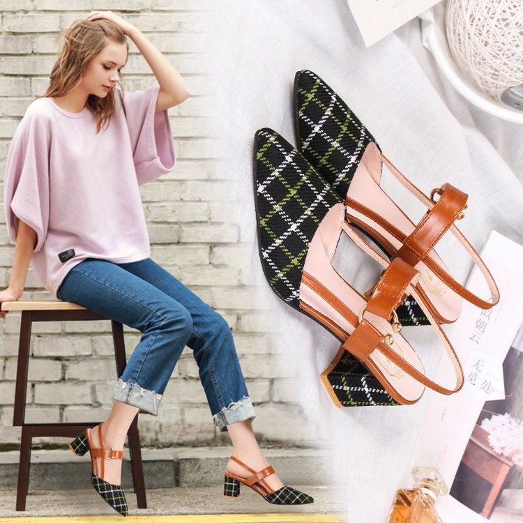 Casual sandale s oštrim prstom, denim gornji dio, kopča, srednja visina potpetice 3-5 cm
