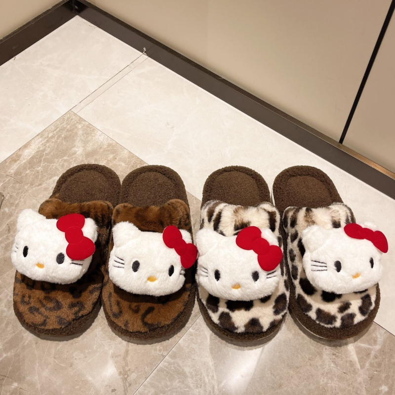 Muške kućne papuče s leopard uzorkom i plišanom unutrašnjošću - protuklizne, zatvoren vrh prsta, PVC gornji dio i potplat, debeli